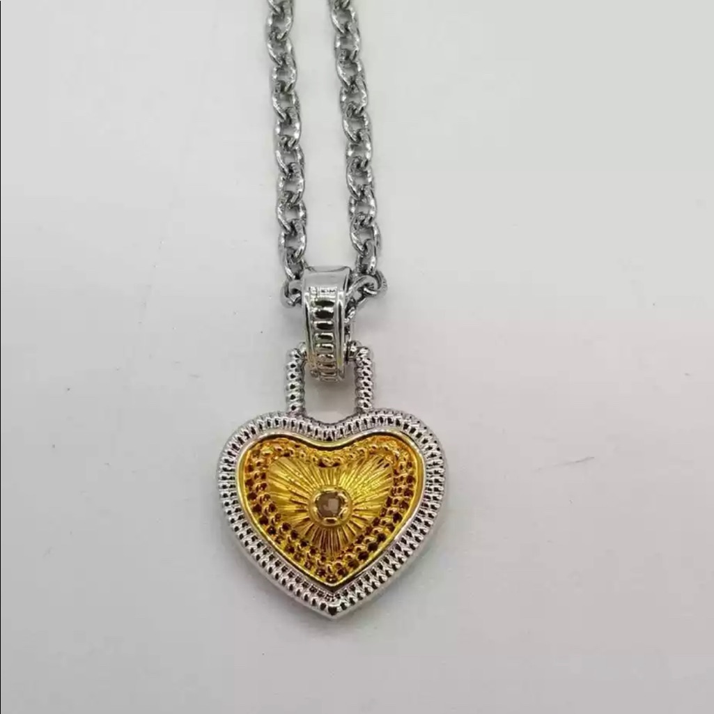 Pre-Owned Diamonds International Gold And Silver Necklace 40$
